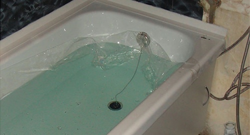 Установкой акрилового вкладыша | Короча